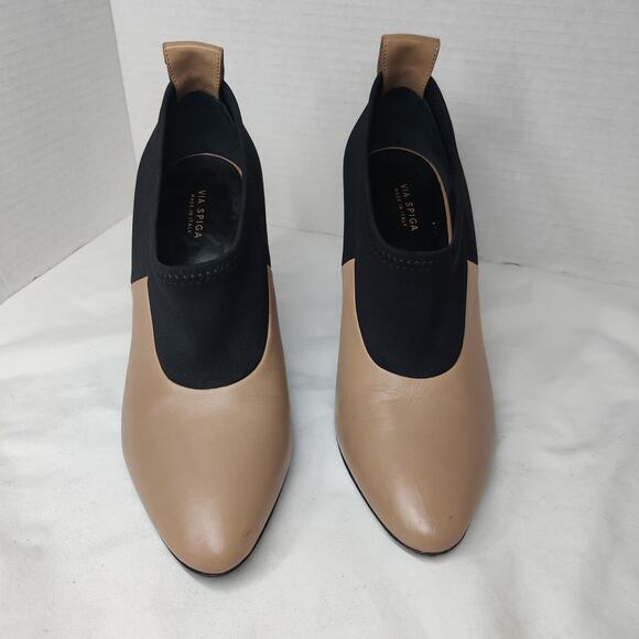Via Spiga Bayne Leather Color Block Luxury Bootie Heels 6 Made in Italy Designer - Picture 2 of 12